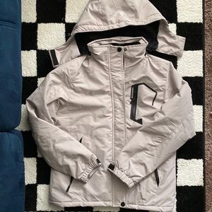Winter jacket. Size small
